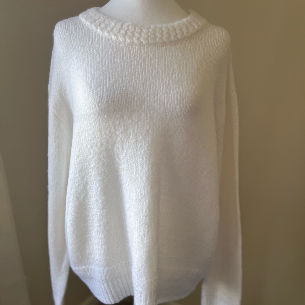 Elegant White Women's Sweater